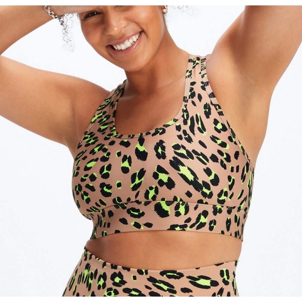 New Fabletics On The Go Camo Bra Leo Wavy Size XL